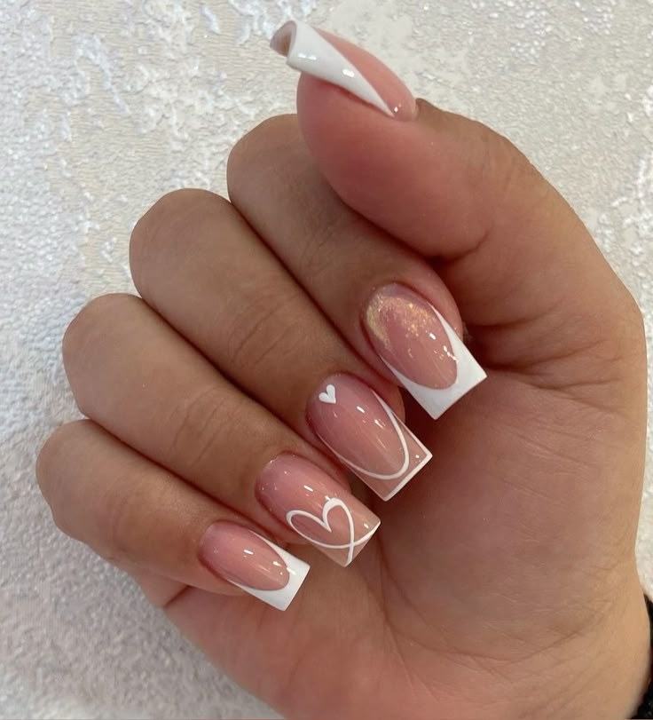 unhas de gel com francesinha delicada