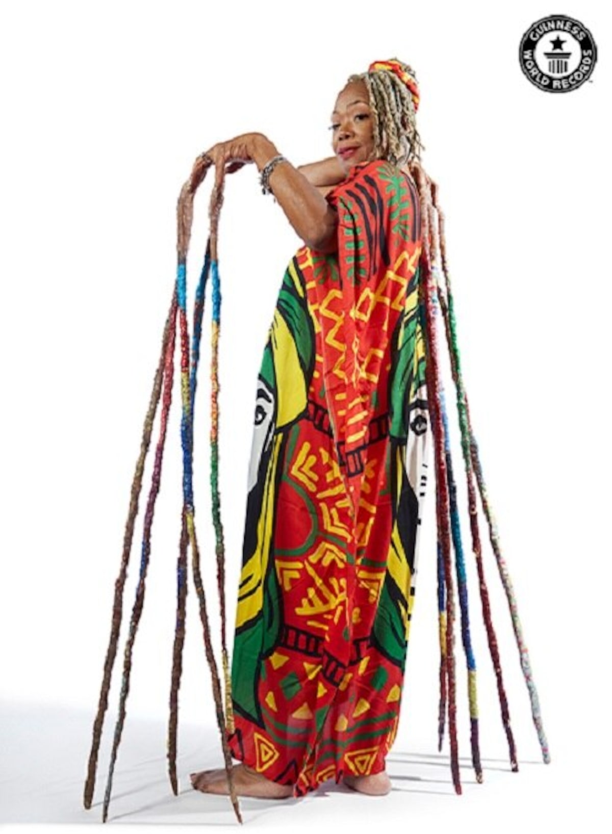 Outros recordistas de unhas: Conheça Lee Redmond, Shridhar Chillal e Ayanna Williams