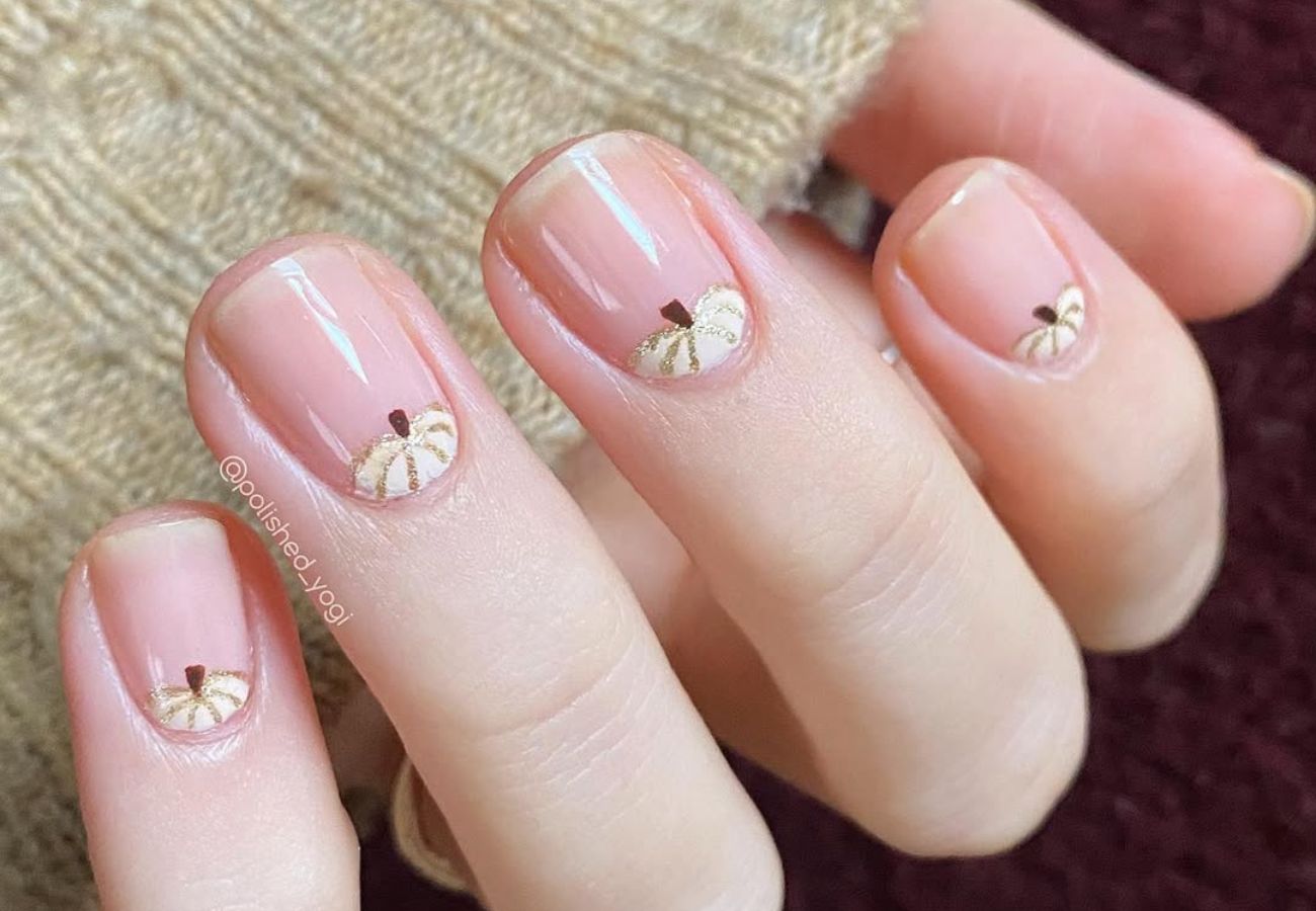 como a lúnula se forma na unha