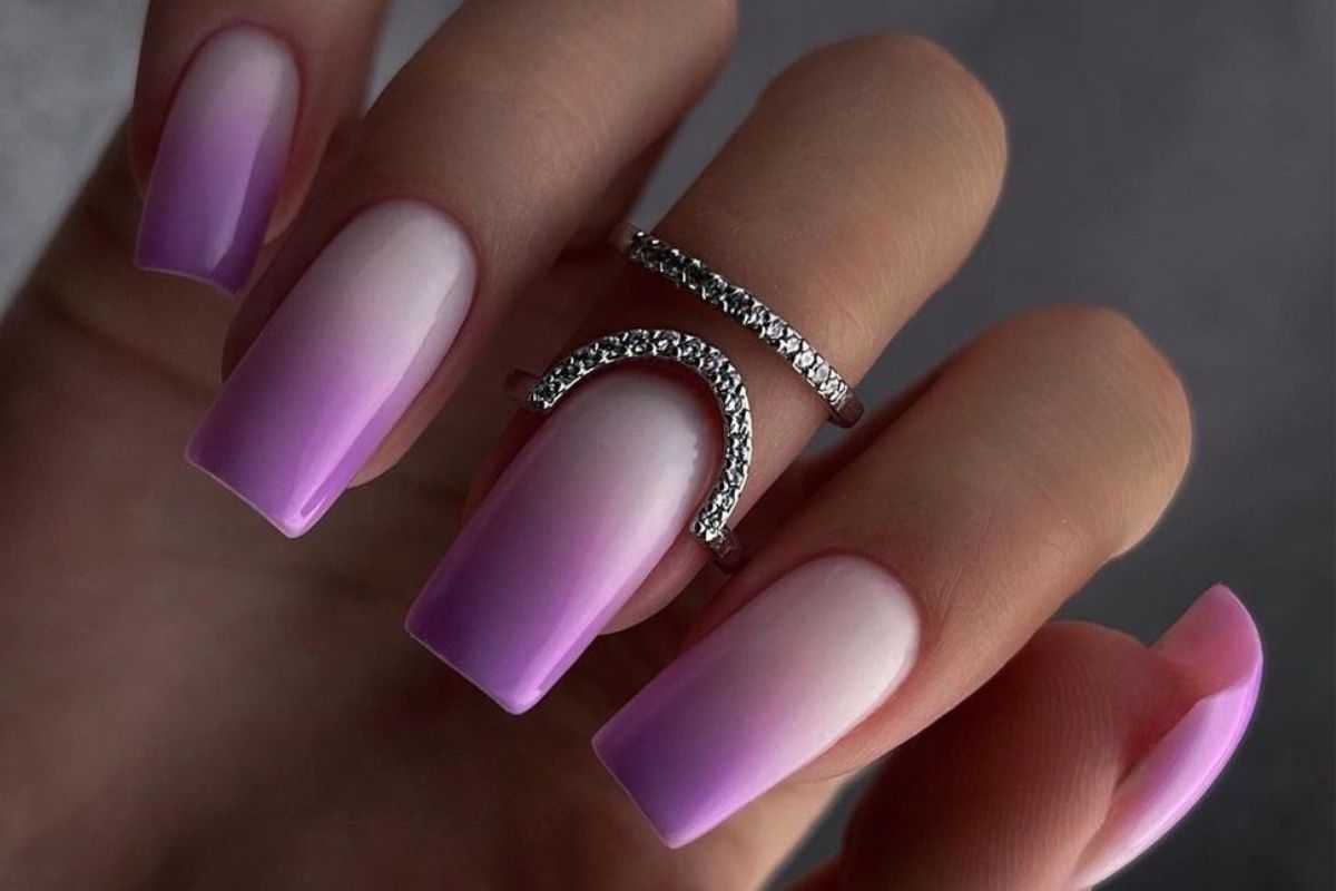 Micro Francesinha em Gel: A Tendência Delicada que Conquistou 2026