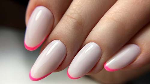 5 ideias de títulos:
1. Unhas Francesinha em Gel: Guia Completo dos Estilos e Tendências
2. Descubra os Segredos da Francesinha Reversa em Gel para um Look Sofisticado
3. Francesinha Colorida e Neon: As Cores Que Vão Dominar Suas Unhas
4. Brilho e Glamour: Como Usar Glitter e Strass na Francesinha em Gel
5. Microfrancesinha: A Delicadeza e Minimalismo para Suas Unhas em Gel