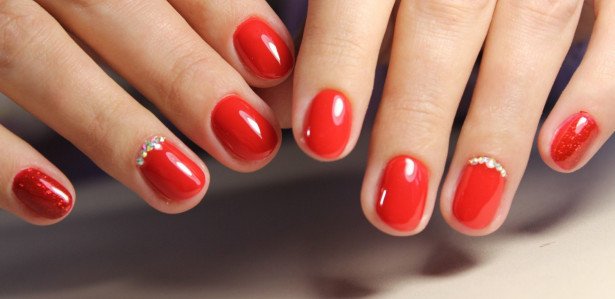 ideias de unhas em gel vermelhas 2026