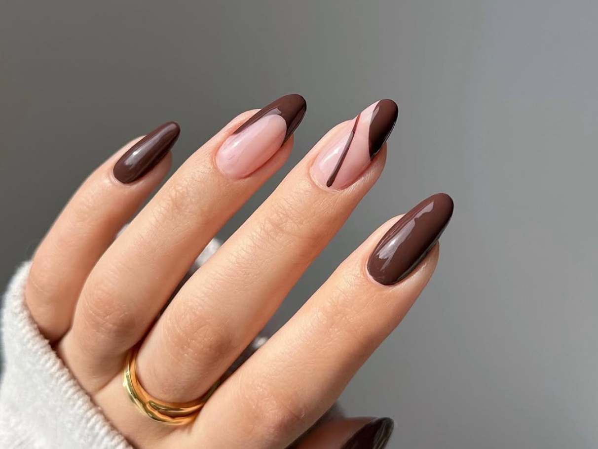 unhas de gel efeito cromado