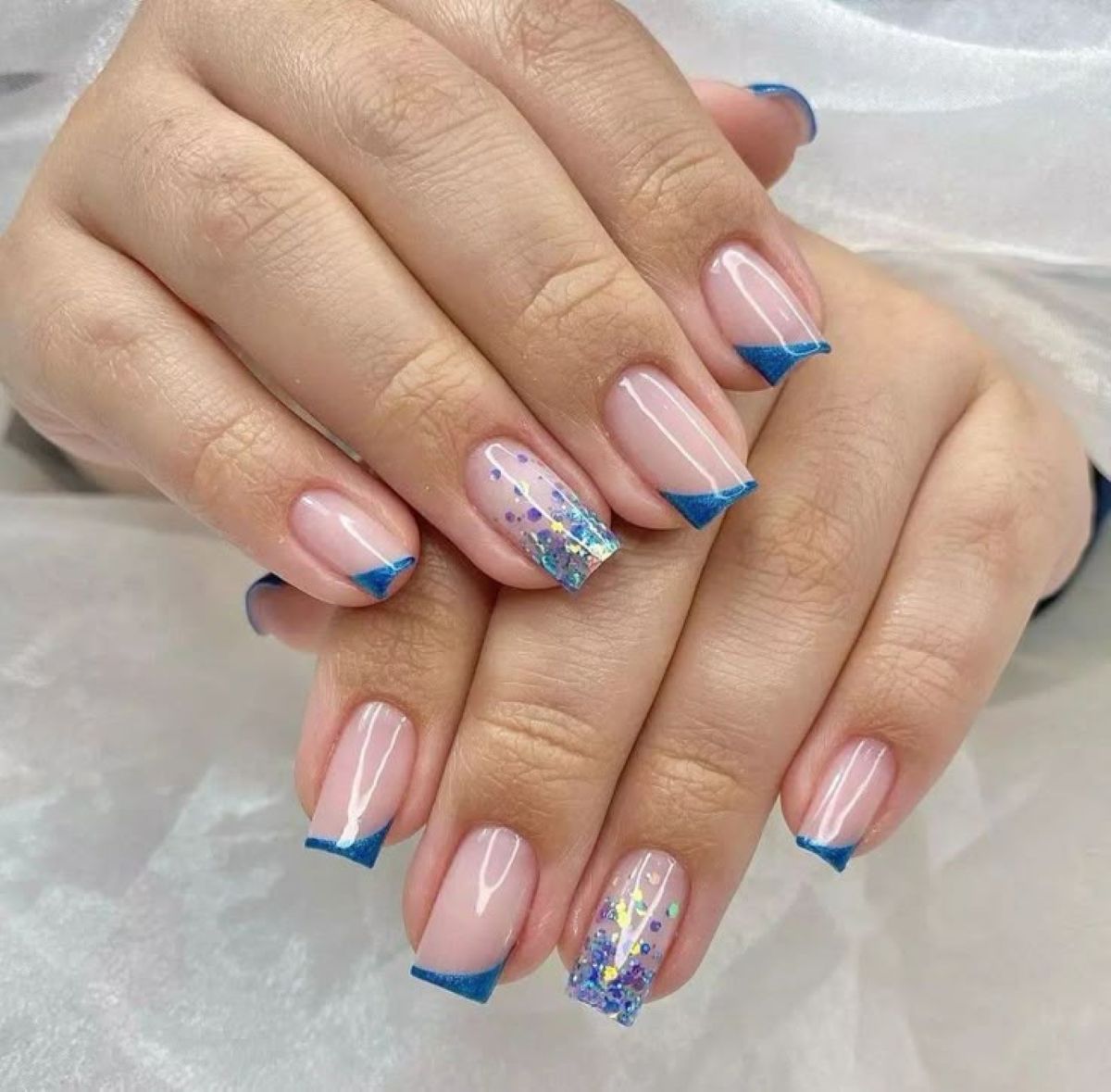 Como adotar a elegância silenciosa nas suas unhas em 2026