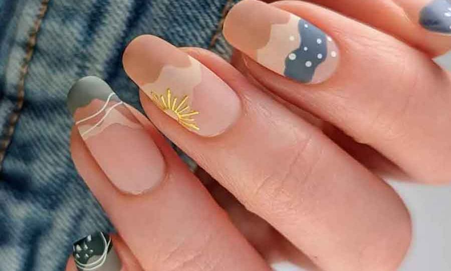 5 ideias de títulos:
1. Unhas de Gel Minimalistas: As Tendências Que Vão Dominar 2026
2. Descubra os Formatos de Unhas Mais Elegantes para 2026
3. Cores e Técnicas de Unhas Delicadas que Você Precisa Conhecer
4. Decorações Sutis para Unhas de Gel: Charme e Sofisticação
5. Baby Boomer vs. Francesinha: Qual a Melhor Tendência para Suas Unhas?