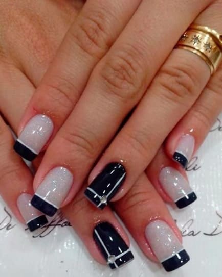 Micro French: A Elegância Silenciosa para Suas Unhas em Gel