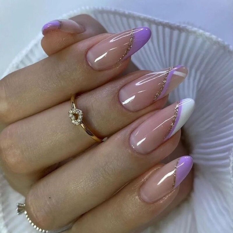 unhas em gel roxo fosco