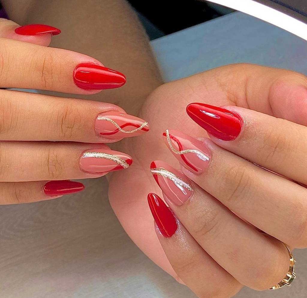 modelos de unha em gel vermelho
