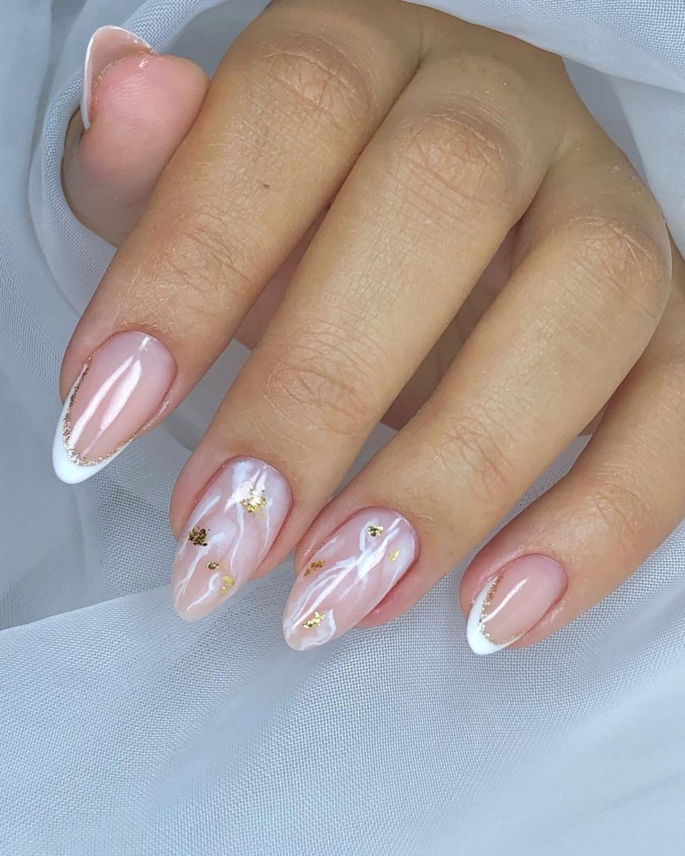 unhas nude ano novo