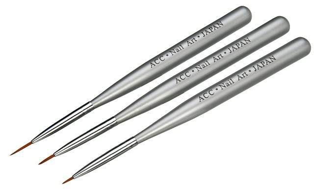 pincel para unha simples