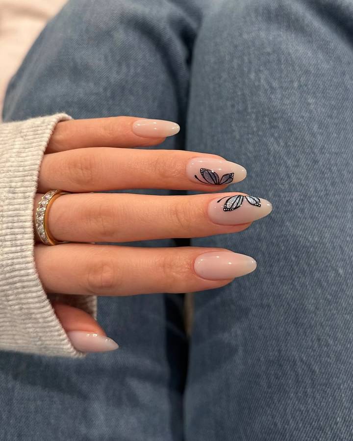 simples unha em gel delicada