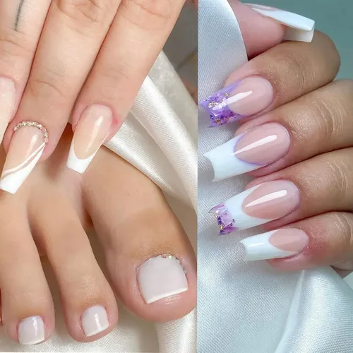 Unha acrigel branca encapsulada com glitter