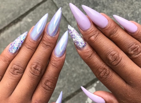 como evitar que unhas acrílicas quebrem facilmente