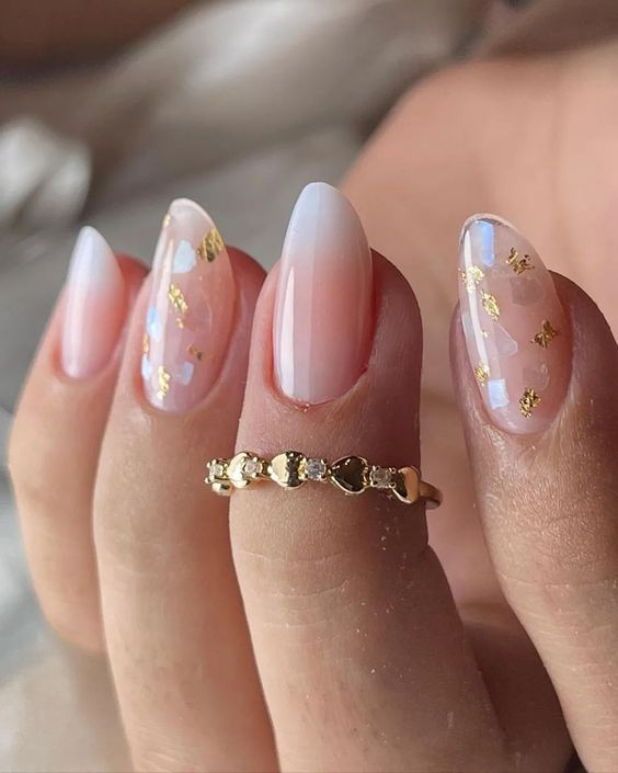 Unhas Postiças Almond: Praticidade e Estilo para o Dia a Dia