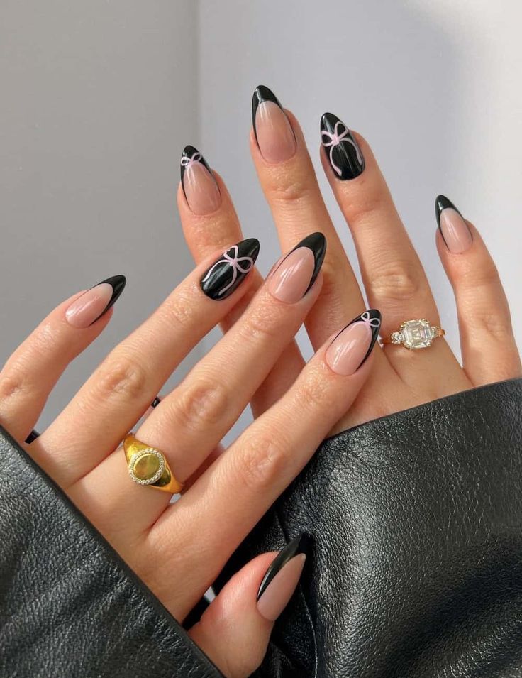 Unhas Minimalistas Almond: Elegância para o Dia a Dia