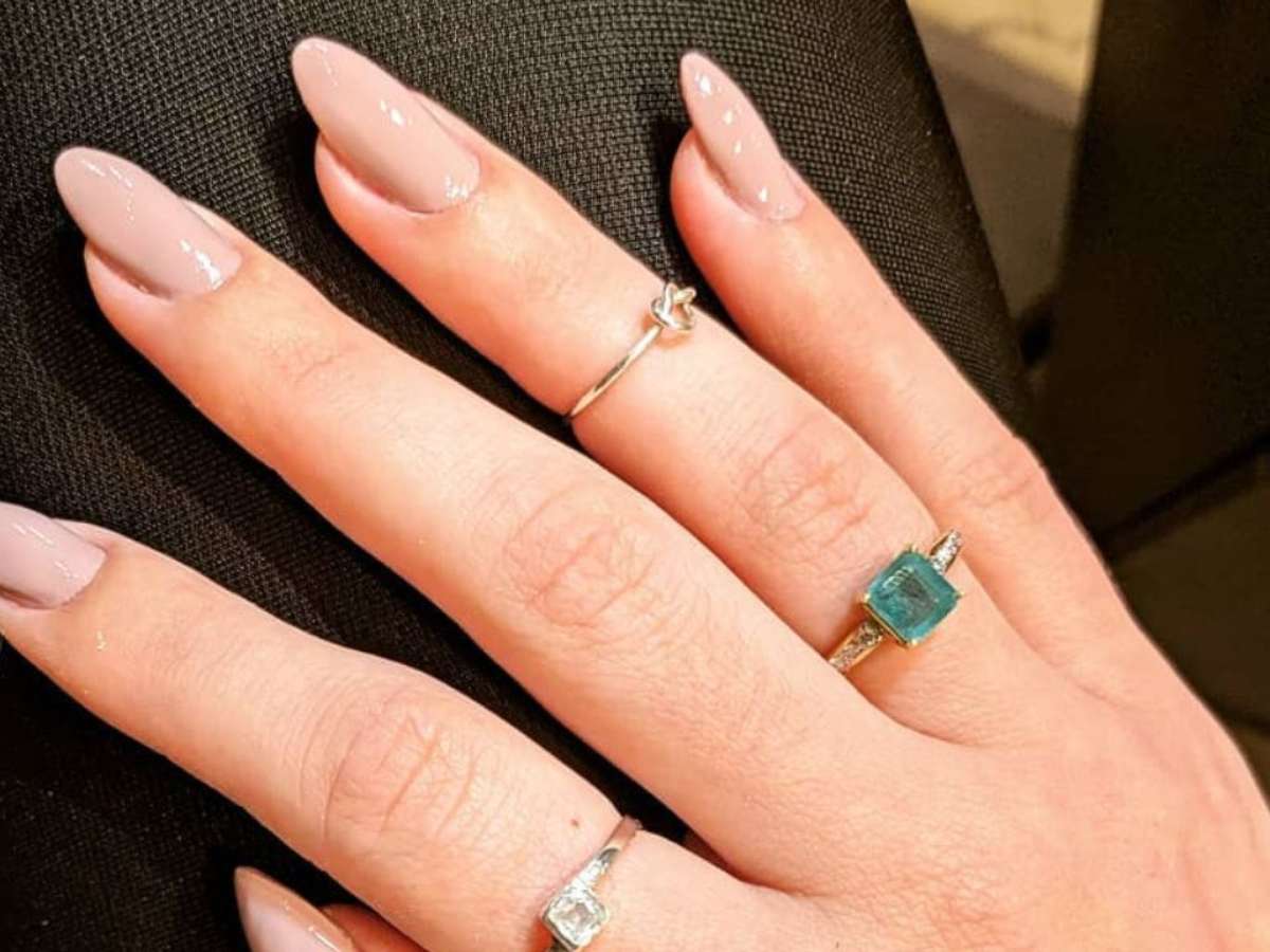 preço de unha almond rosa em salão