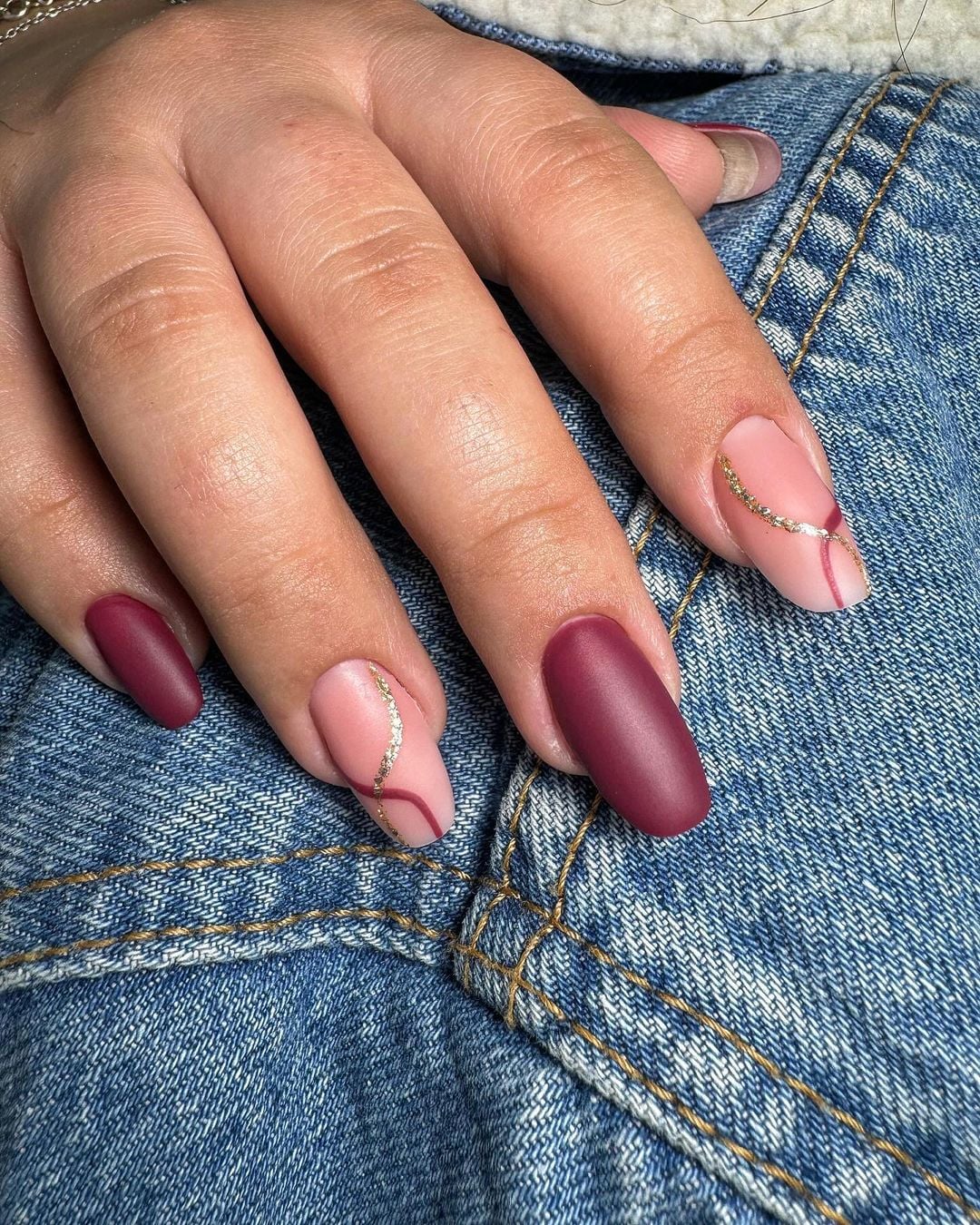 unha almond ou stiletto qual formato dura mais