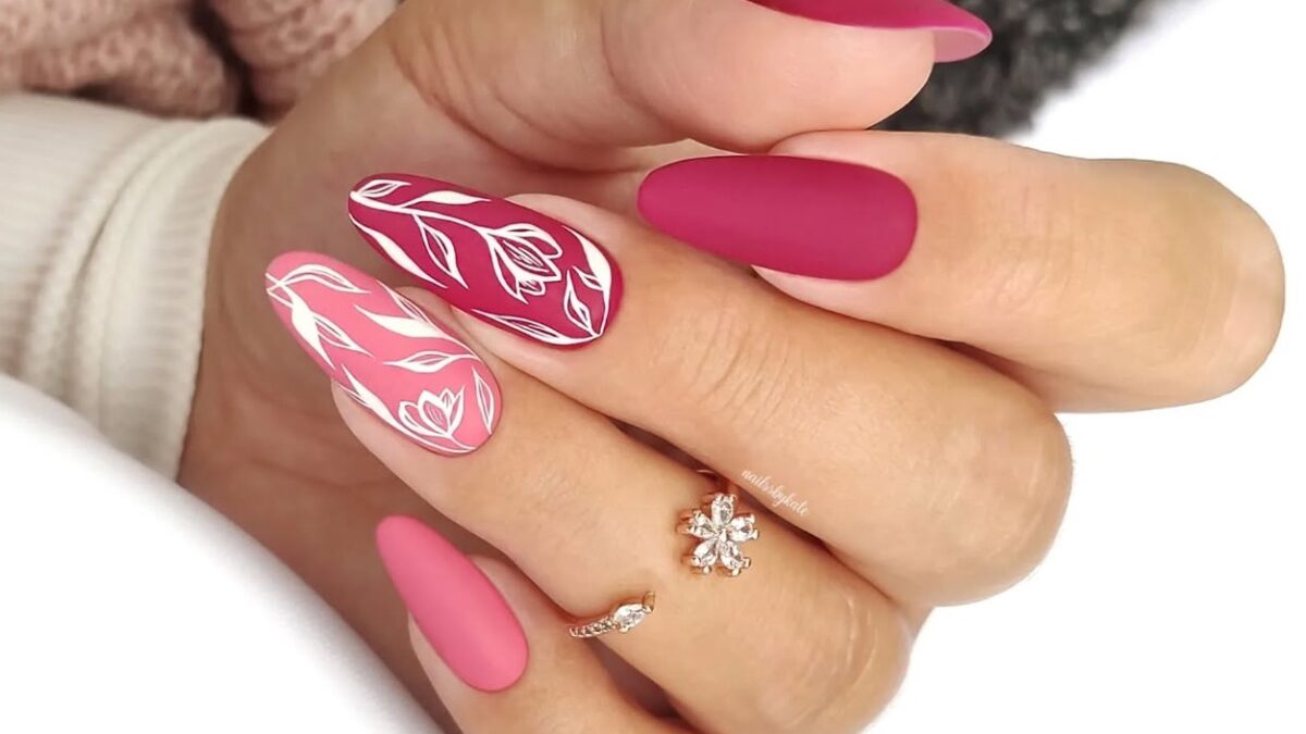 inspirações de unhas amendoadas decoradas rosa para 2026