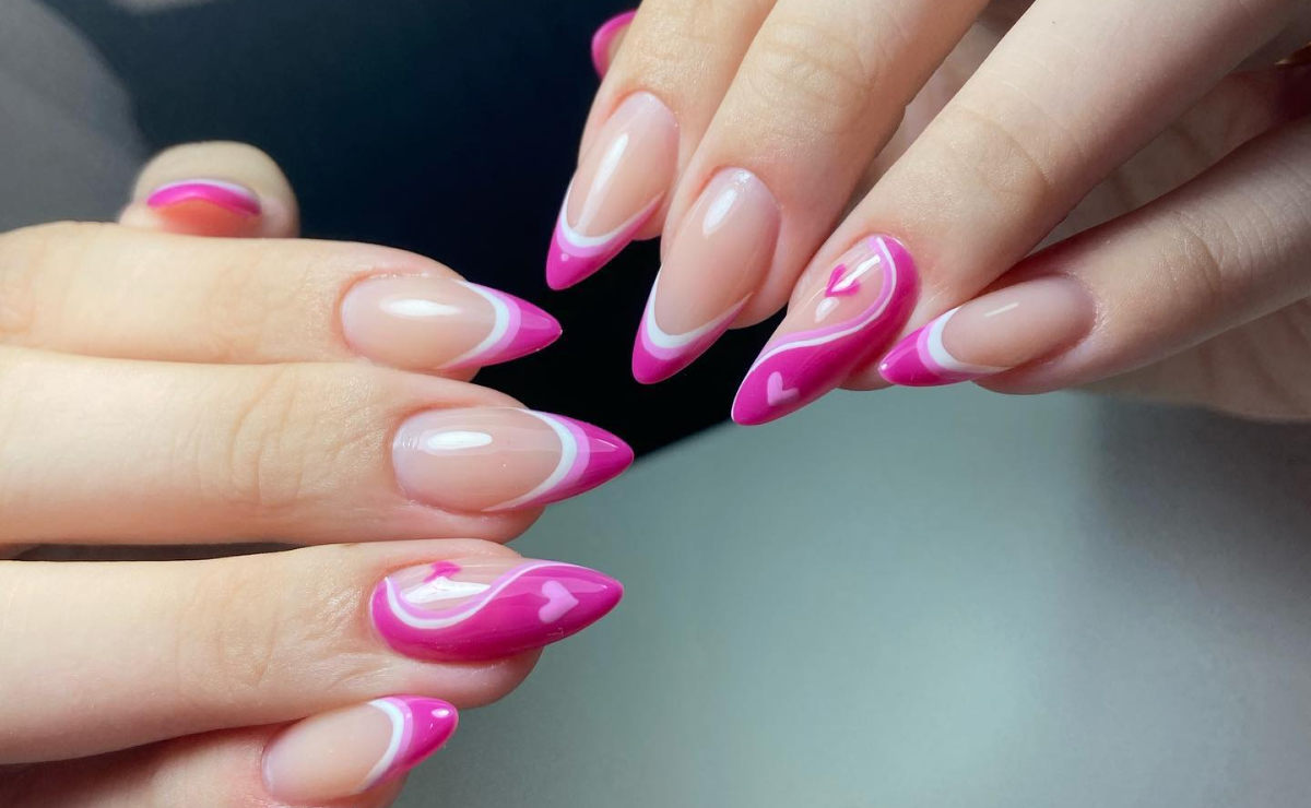 preço médio de unhas amendoadas decoradas rosa em salão