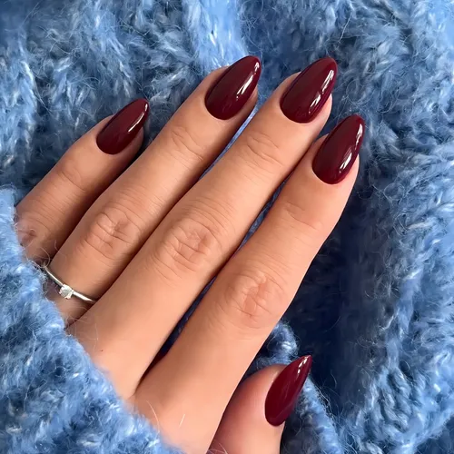 5 Maneiras de Usar Unhas Amendoadas Cor Vinho