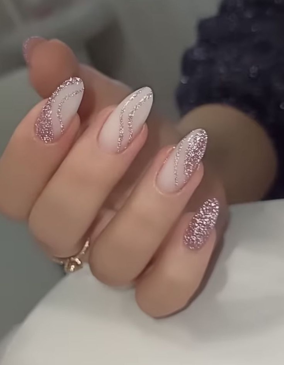 unhas cromadas 2025