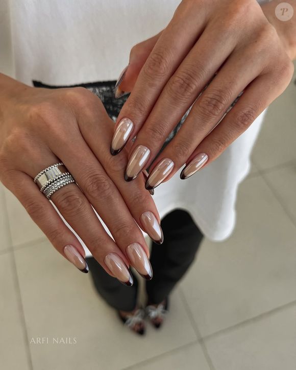 Guia Completo de Formatos e Combinações de Unhas para a Virada 2026