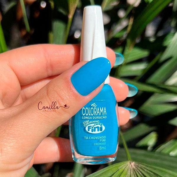 Unhas Azul Serenity: Ideias Elegantes para Casamentos e Formaturas