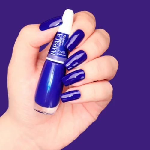 Dicas para Remover Esmalte Azul Royal sem Manchar