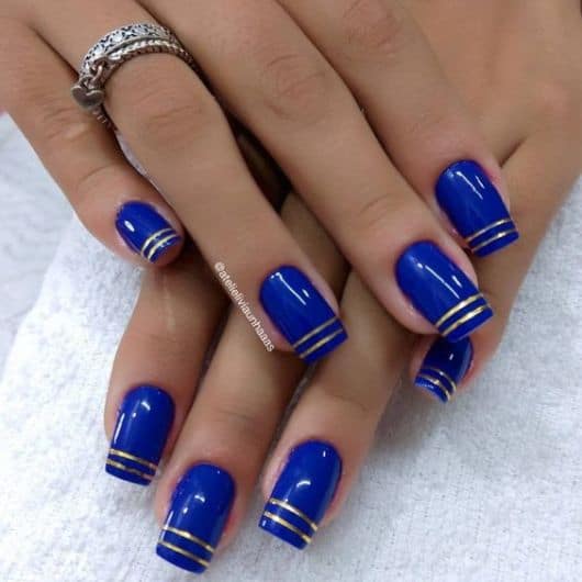 Esmalte Azul Royal: Guia Completo de Tendências e Estilos
