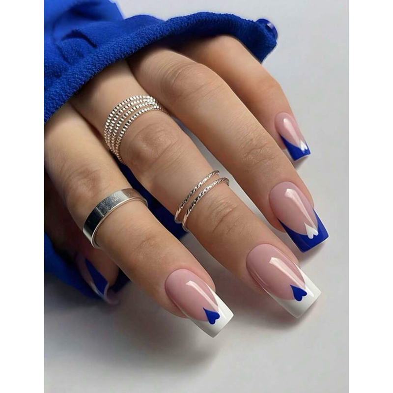 unha filha única azul royal decorada
