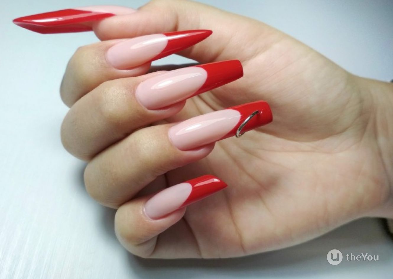 como fazer unha bailarina vermelha com glitter