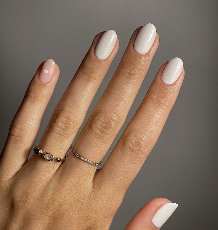 Unhas de Gel Brancas: Tudo o que Você Precisa Saber Antes de Fazer