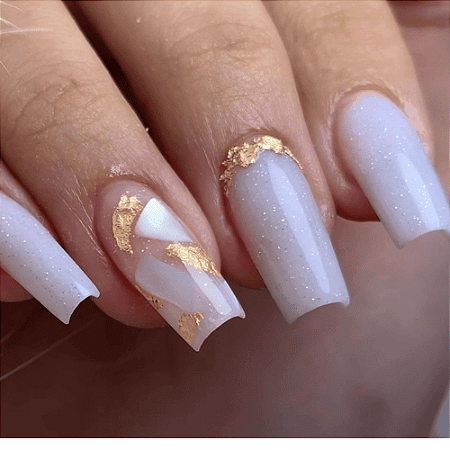 Guia Completo: Unhas de Gel Brancas com Glitter Encapsulado