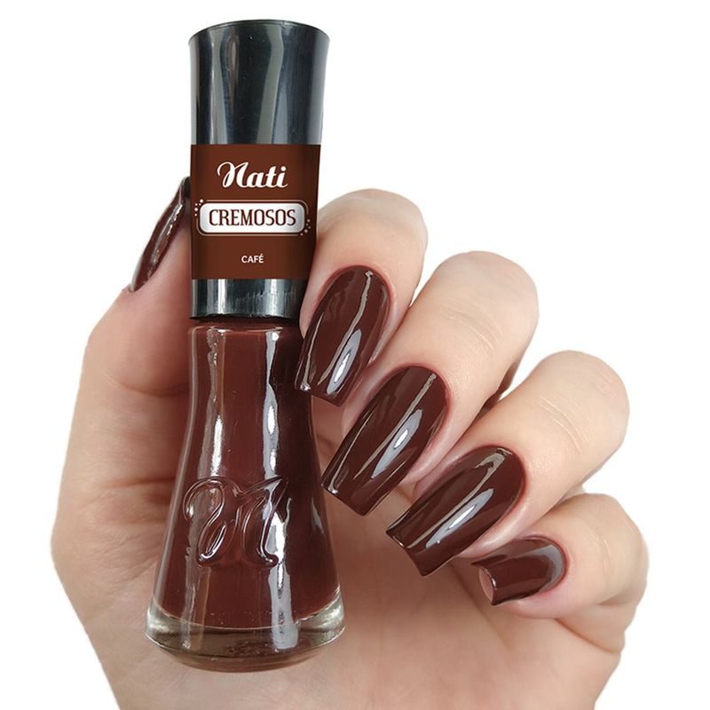 Unhas café com efeito holográfico
