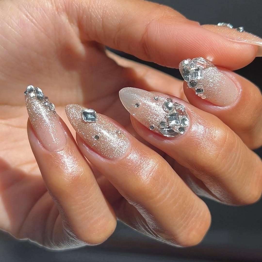 Unhas de Carnaval 2026: 5 Tendências Imperdíveis