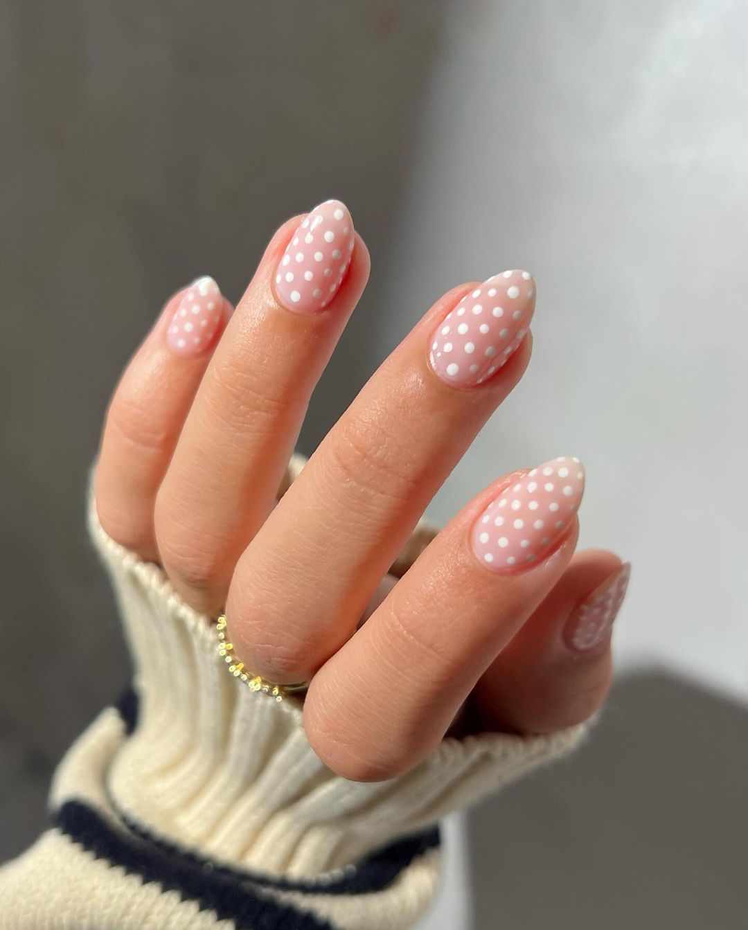 unhas claras para casamento