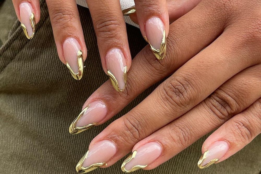 5 ideias de títulos:
1. Banho de Gel: O Guia Completo para Unhas Fortes e Duradouras
2. Passo a Passo Detalhado: Como Fazer um Banho de Gel Perfeito em Casa
3. Banho de Gel vs. Blindagem: Qual a Melhor Escolha para Suas Unhas?
4. Cuidados Essenciais Pós-Banho de Gel para Manter a Saúde das Unhas
5. Mitos e Verdades sobre o Banho de Gel: Tudo o que Você Precisa Saber