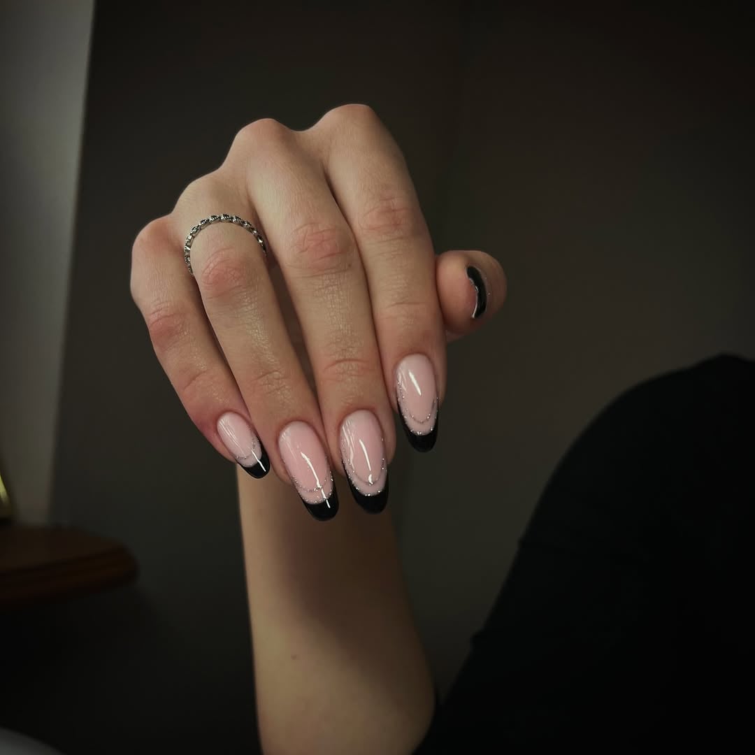Francesinha preta com strass