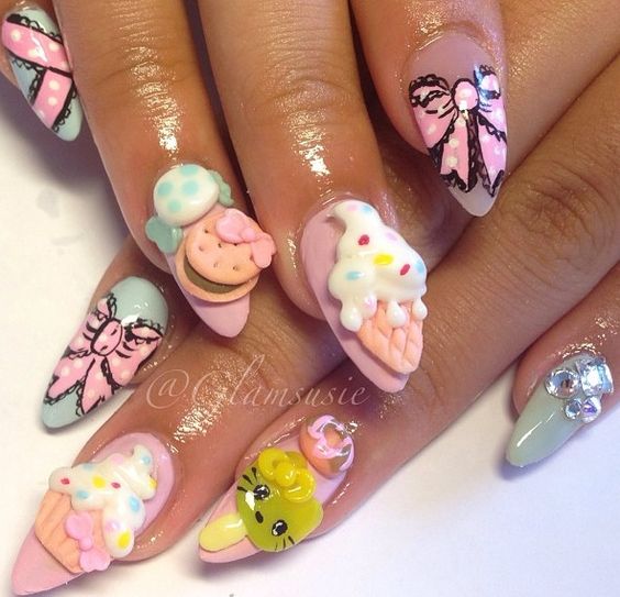 unhas com linhas horizontais