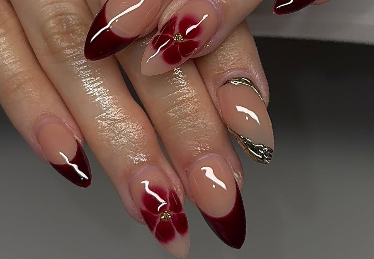 Tendência cherry red nails 2026