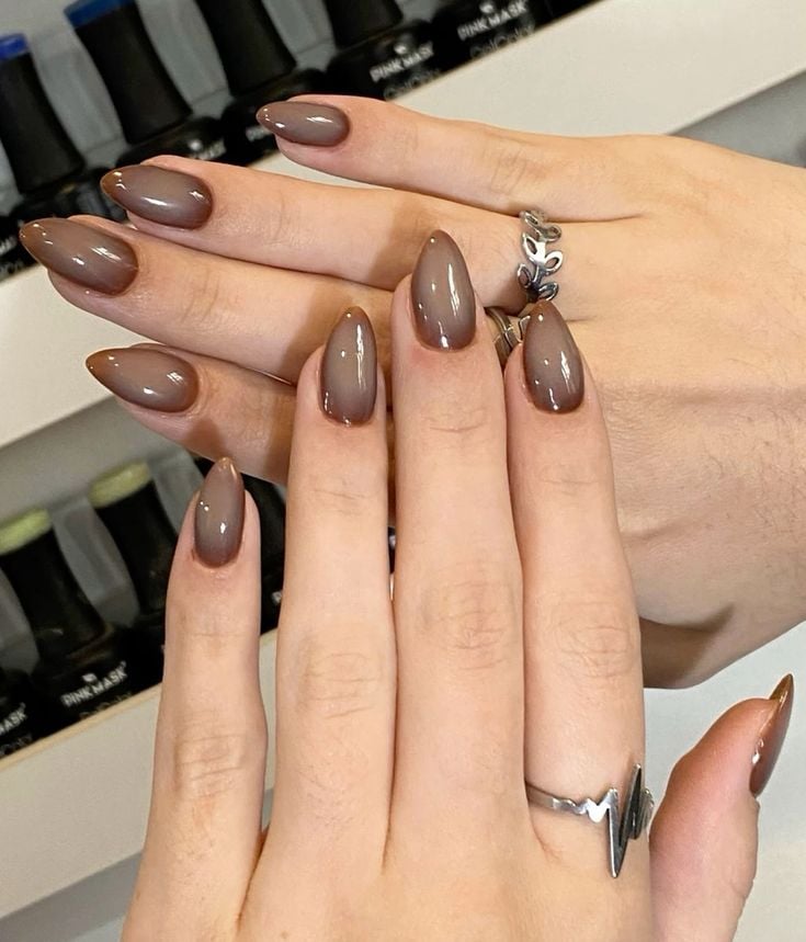melhores ideias unhas marrons para festas