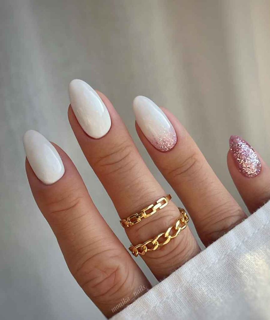 unha cromada branca vs esmalte perolado