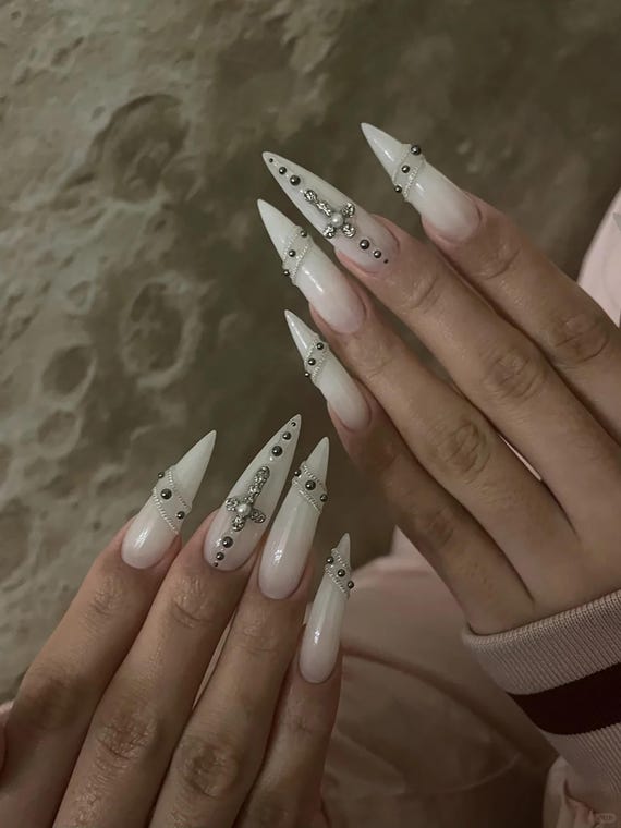 preço de unha cromada branca em salão