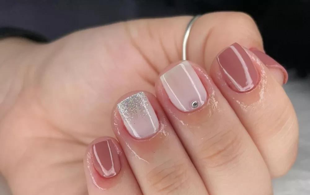 formato arredondado unhas curtas
