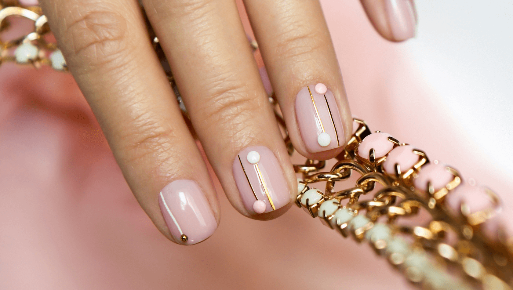 unhas curtas baby boomer