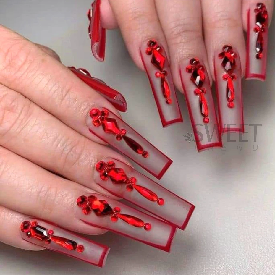 unha da mão vermelha