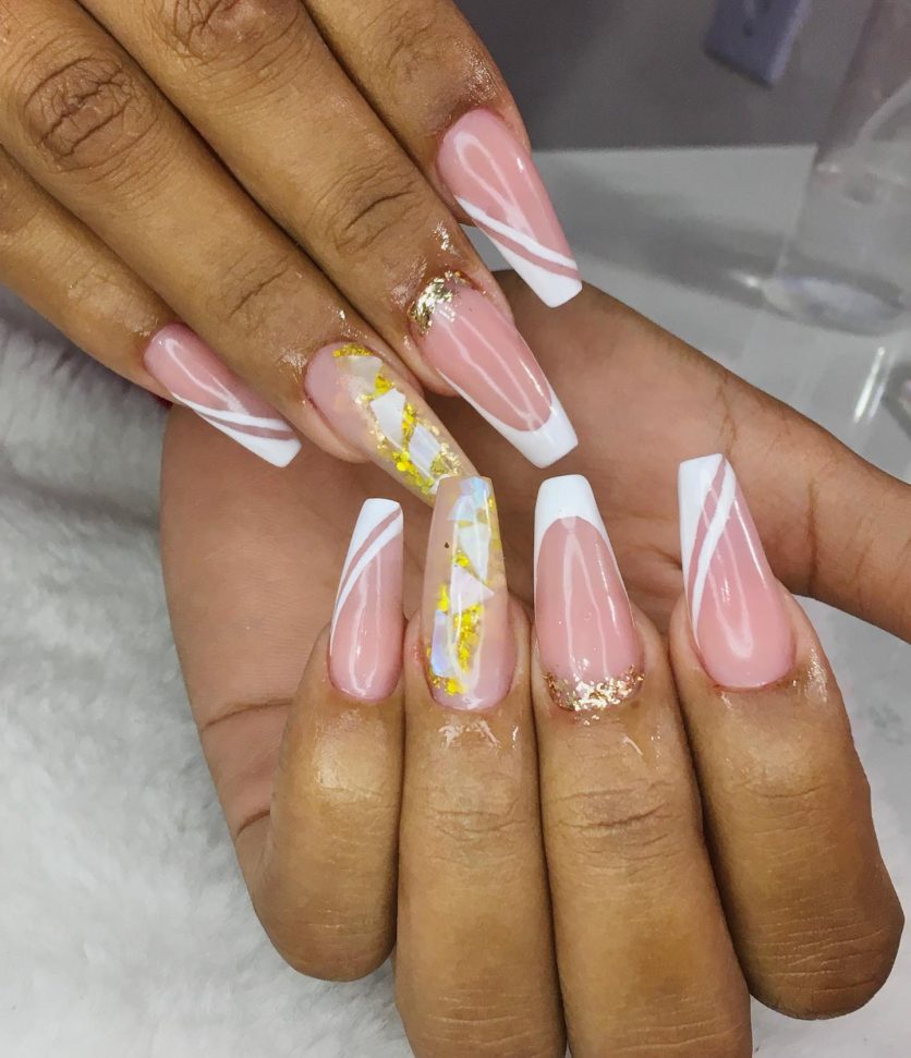 unha de acrigel decorada francesinha