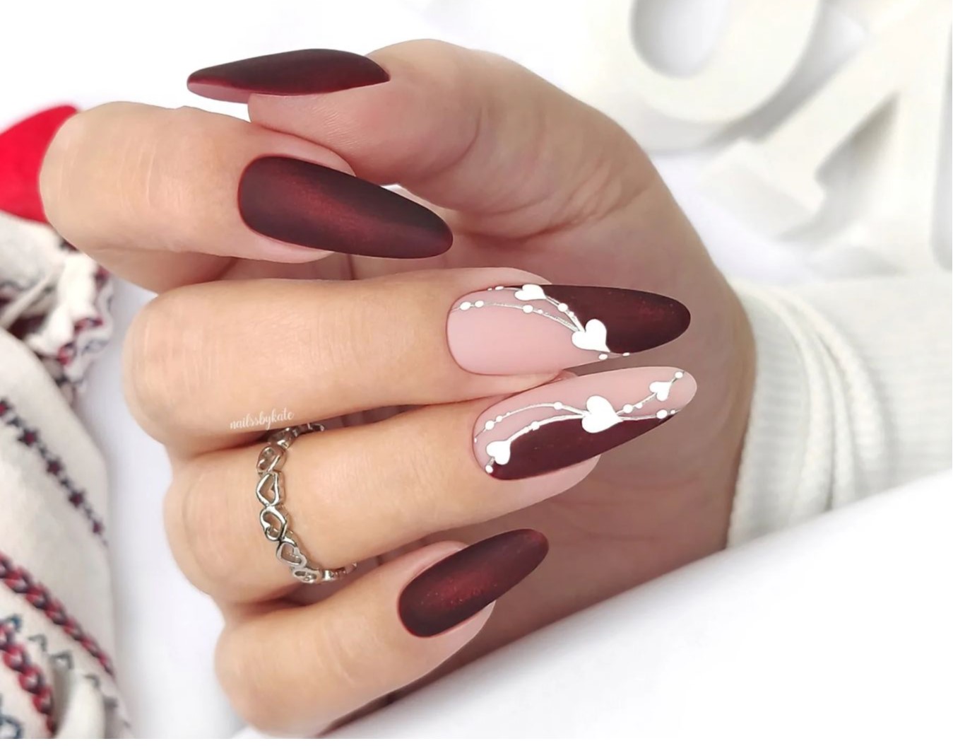 ideias de unhas de coração pinterest para inspiração