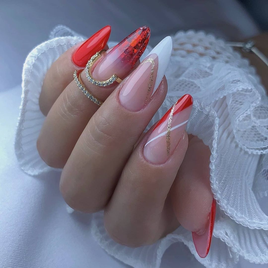 Micro Francesinha: O Segredo da Elegância Minimalista em Unhas de Fibra