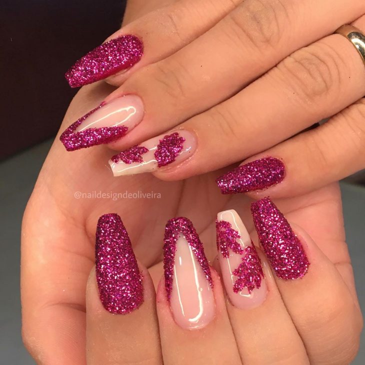 Descubra a 'Elegância Silenciosa': Unhas de Fibra de Vidro que Vão Dominar 2026